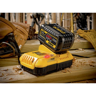 DEWALT 20V MAX/FLEXVOLT Lithium-Ion, Fan Cooled Rapid Battery Charger (DCB118)