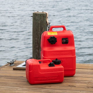Scepter 6.6 Gallon Portable Marine Gas Can, Boat Fuel Tank with 2-Way Vented Cap, Built-In Fuel Gauge and Pick-Up, Top Handle, EPA & CARB Compliant, Underseat Design, 21.5"L x 14.3"W x 9.3"H (08580)